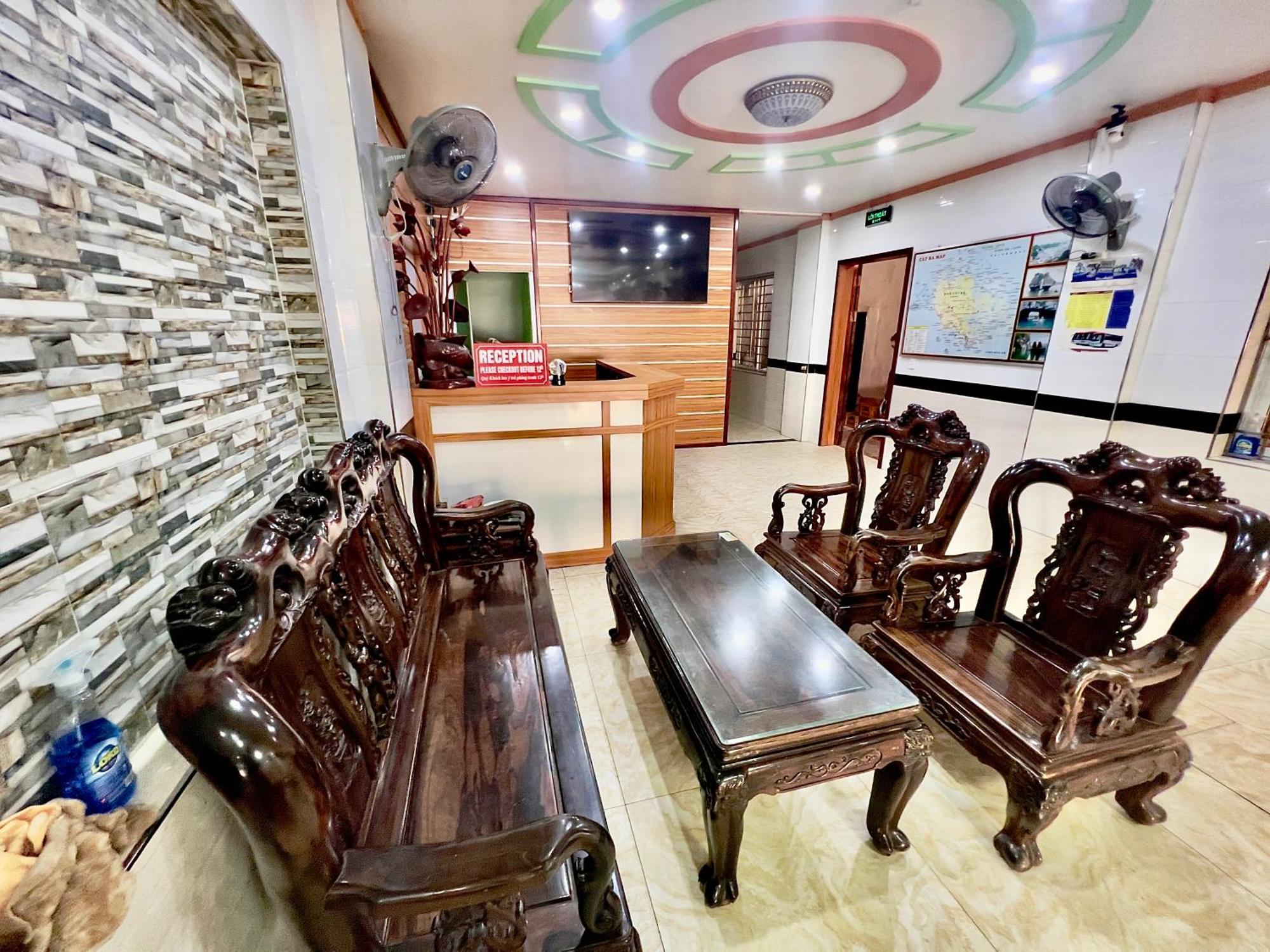 Manh Vuong Hotel Catba Dong Khe Sau Exterior photo
