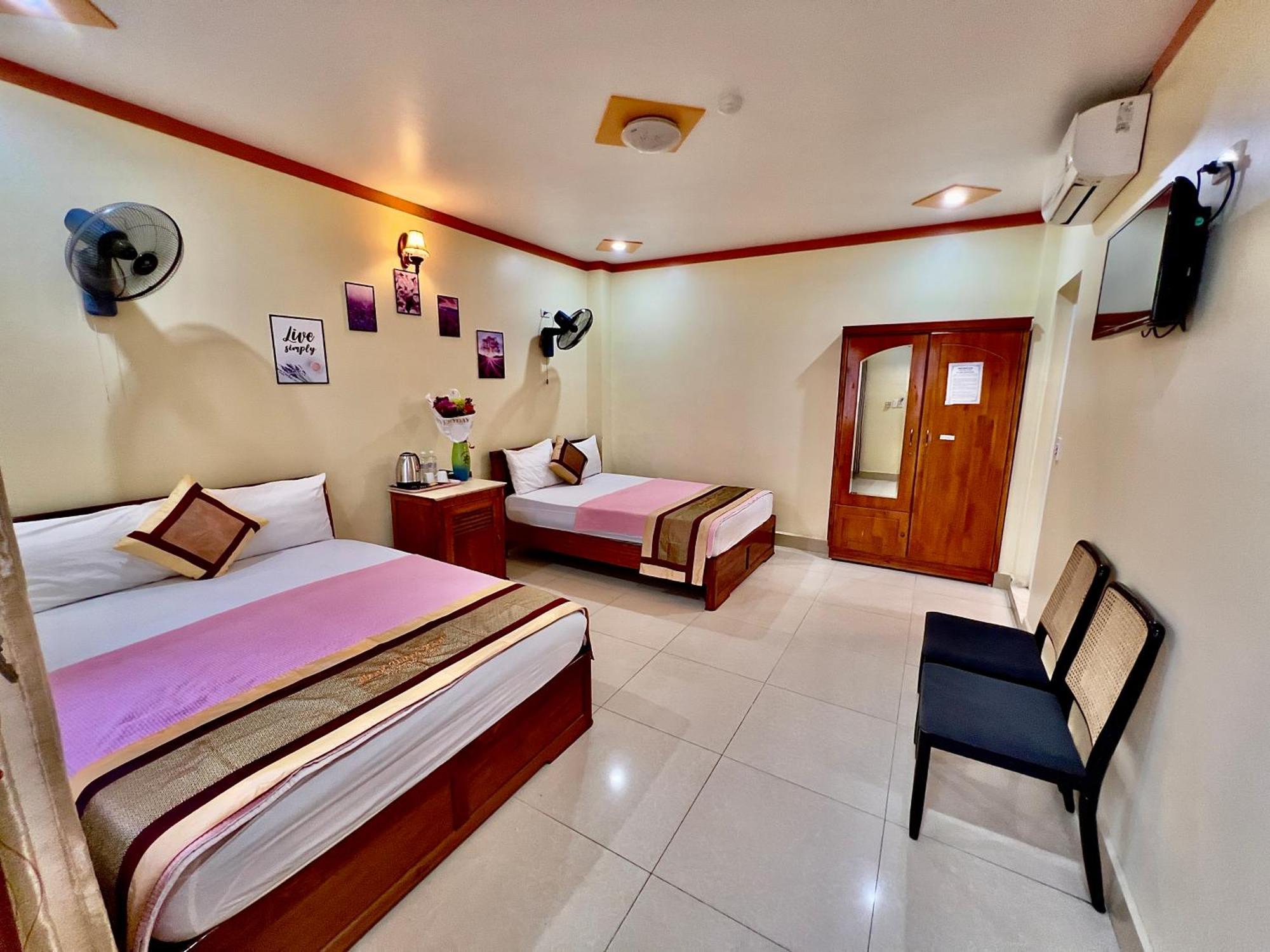 Manh Vuong Hotel Catba Dong Khe Sau Exterior photo