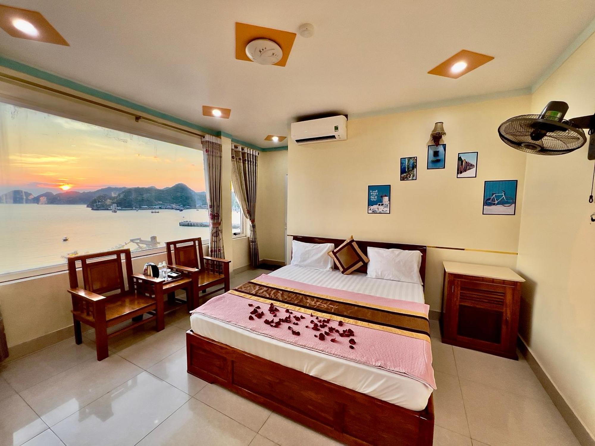 Manh Vuong Hotel Catba Dong Khe Sau Exterior photo