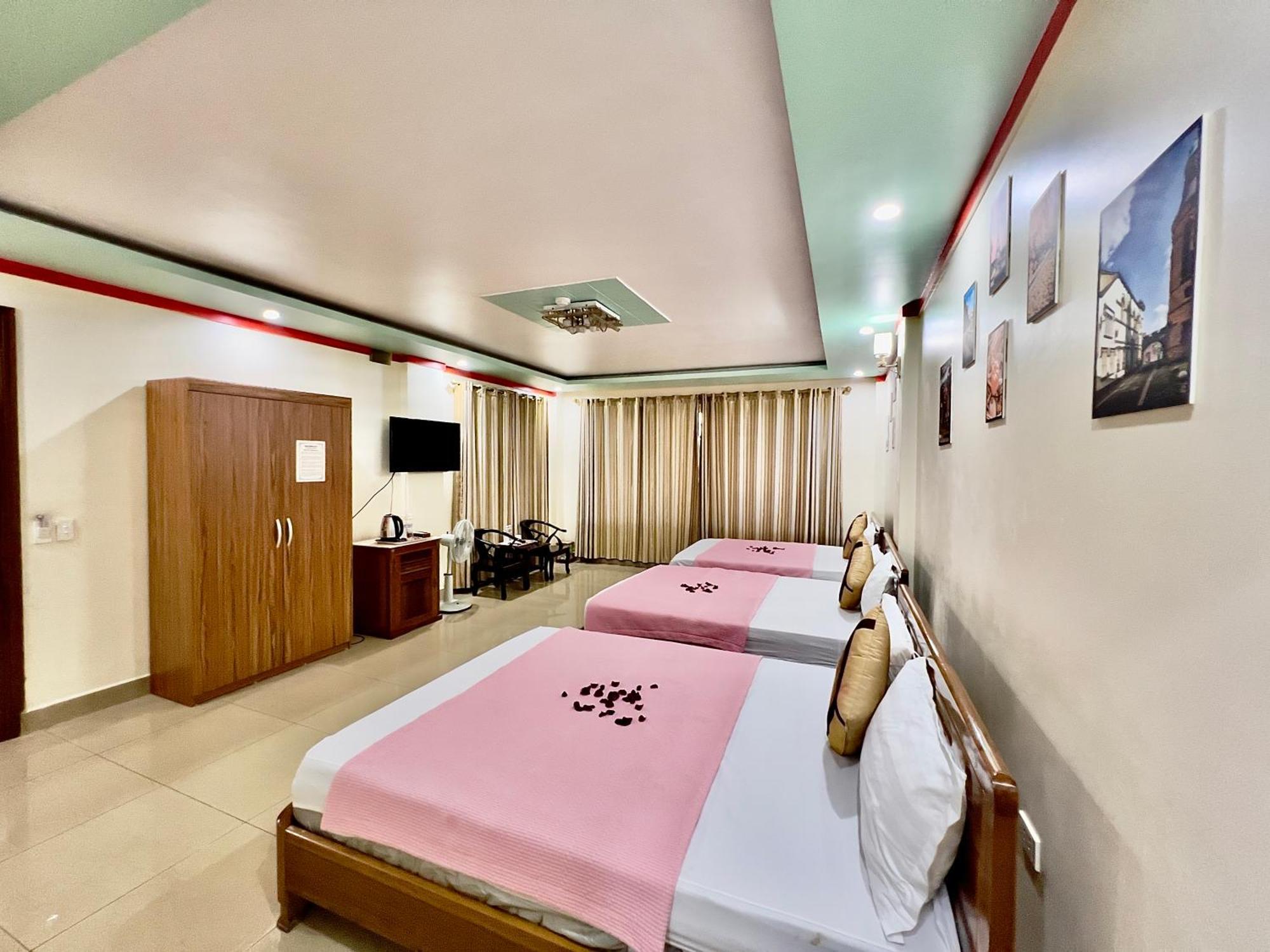 Manh Vuong Hotel Catba Dong Khe Sau Exterior photo